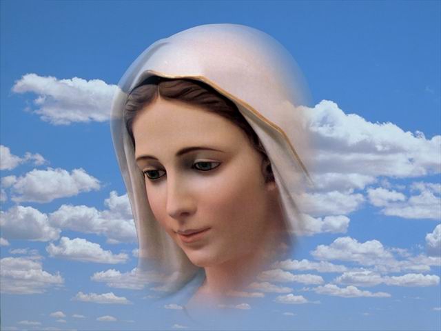 https://arquimedia.s3.amazonaws.com/27/personajes-biblia/virgen-maria-cielojpg.jpg